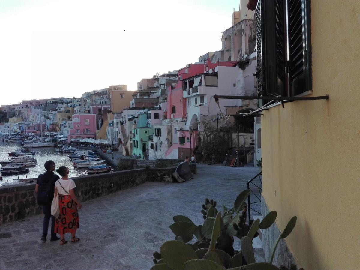 شقة Residenza Mena Marina Corricella بروسيدا المظهر الخارجي الصورة