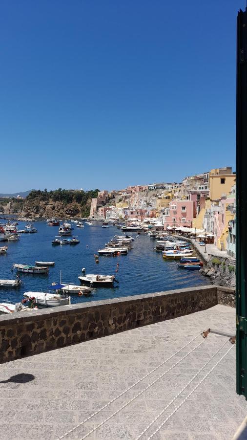 شقة Residenza Mena Marina Corricella بروسيدا المظهر الخارجي الصورة